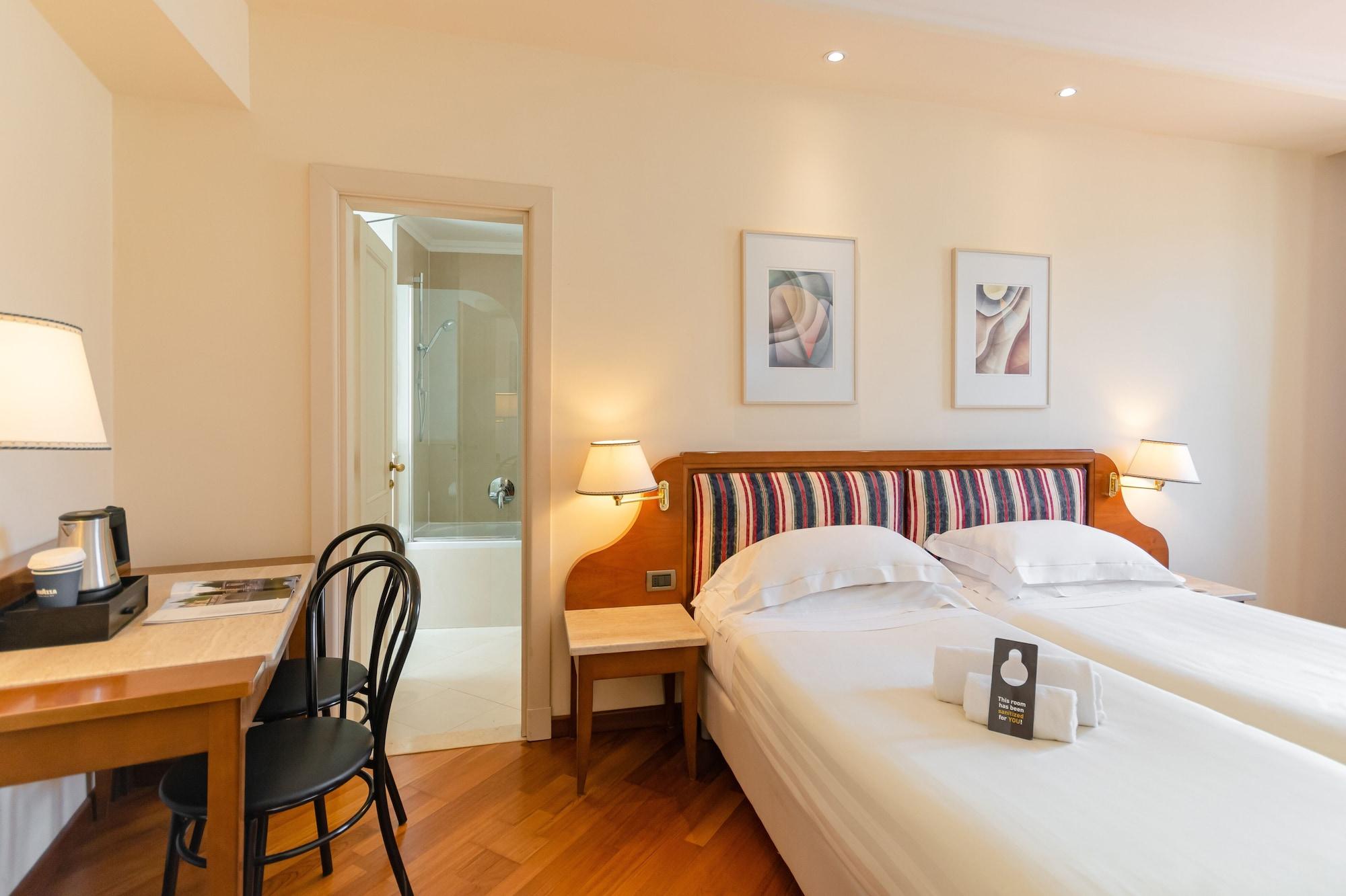 B&B Hotel Firenze Laurus Al Duomo Eksteriør billede