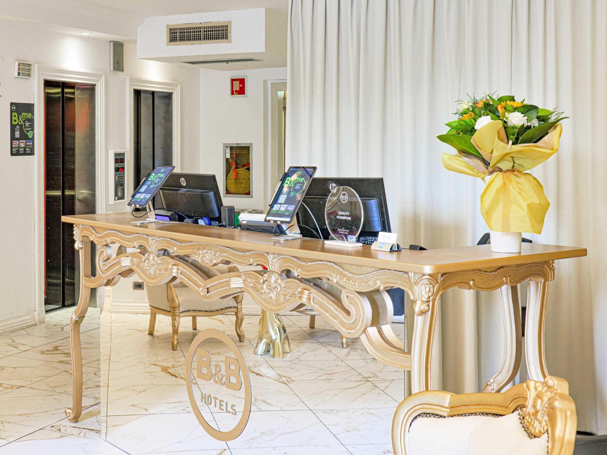 B&B Hotel Firenze Laurus Al Duomo Eksteriør billede
