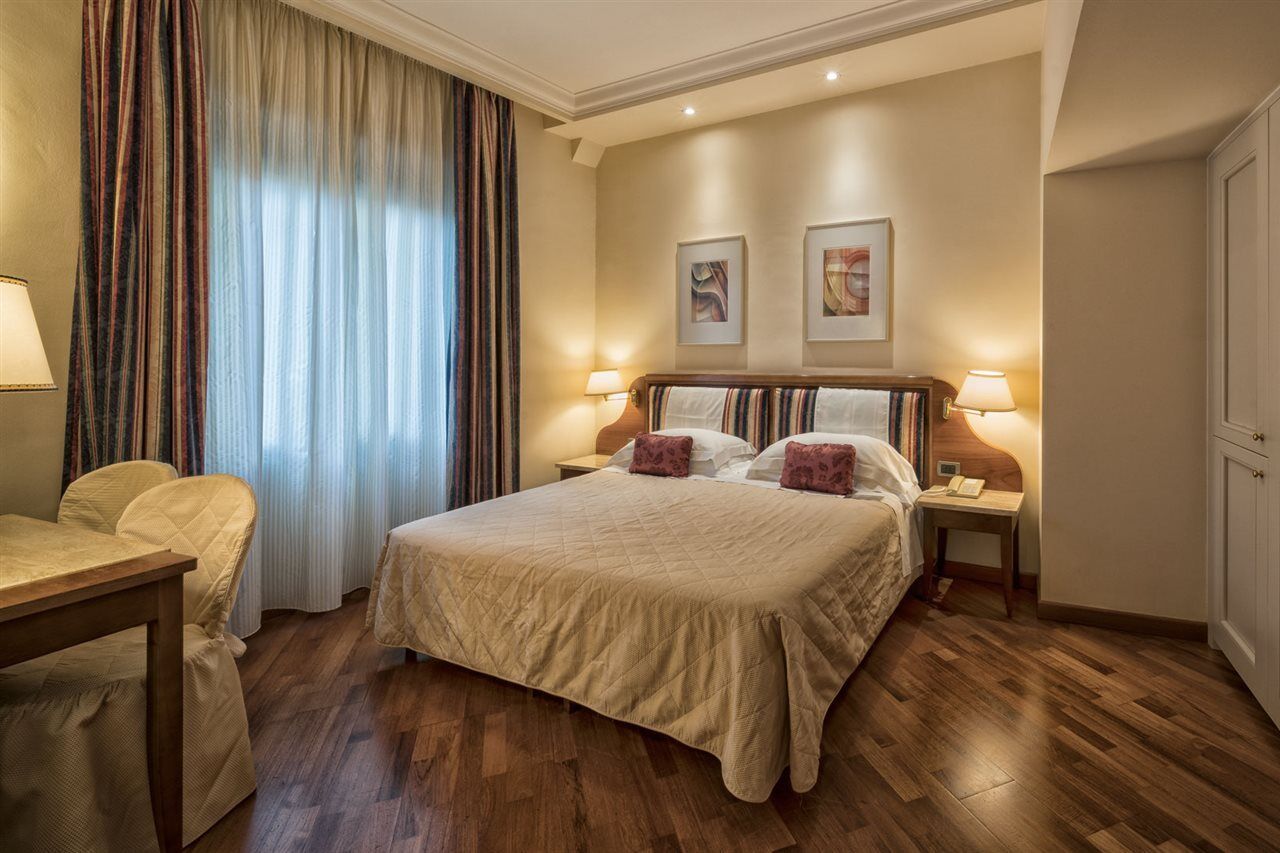B&B Hotel Firenze Laurus Al Duomo Eksteriør billede