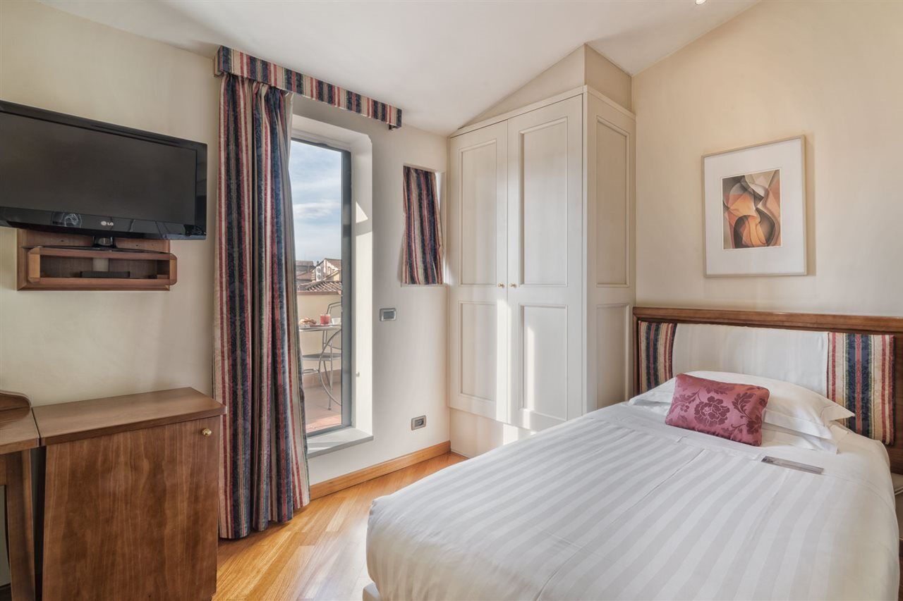 B&B Hotel Firenze Laurus Al Duomo Eksteriør billede